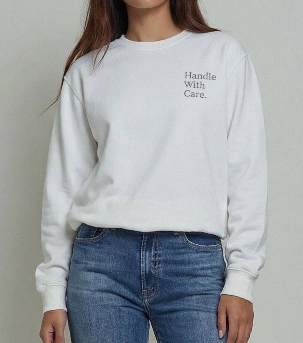 NEW AKALIA handle with care sweatshirt in white